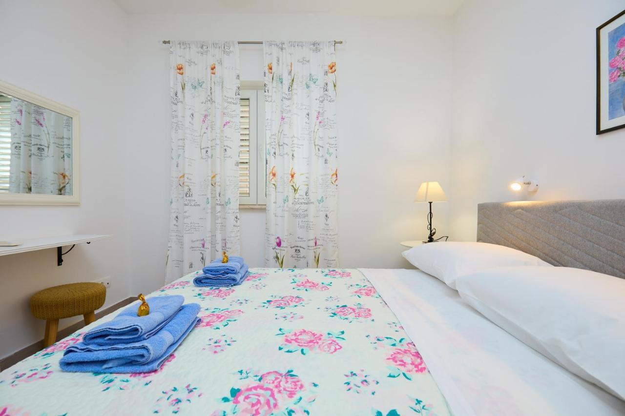 Apartment Laurus Dubrovnik Bagian luar foto